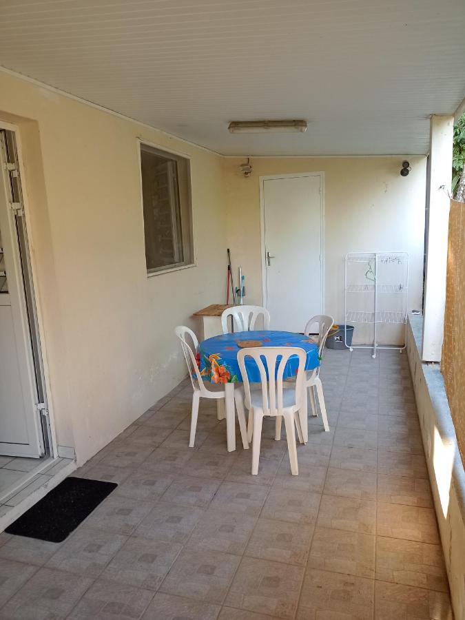 Charmant Appartement Verdoyant Le Morne-Vert Luaran gambar