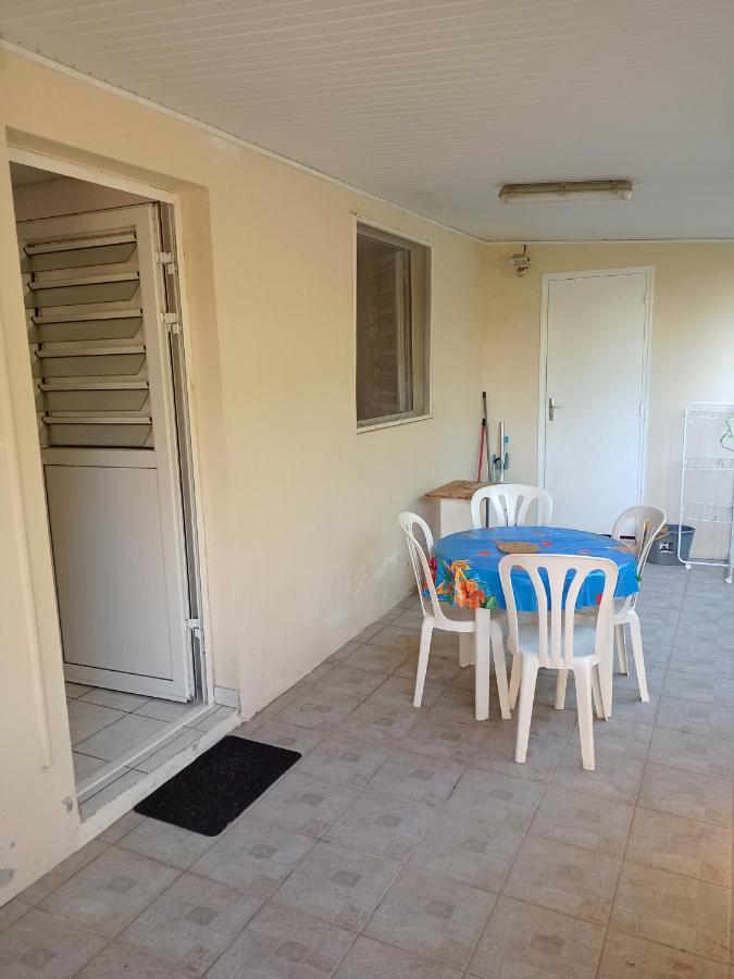 Charmant Appartement Verdoyant Le Morne-Vert Luaran gambar